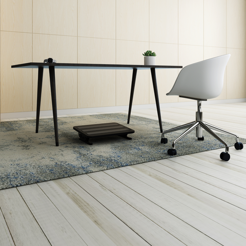 Tiltable ergo Footrest